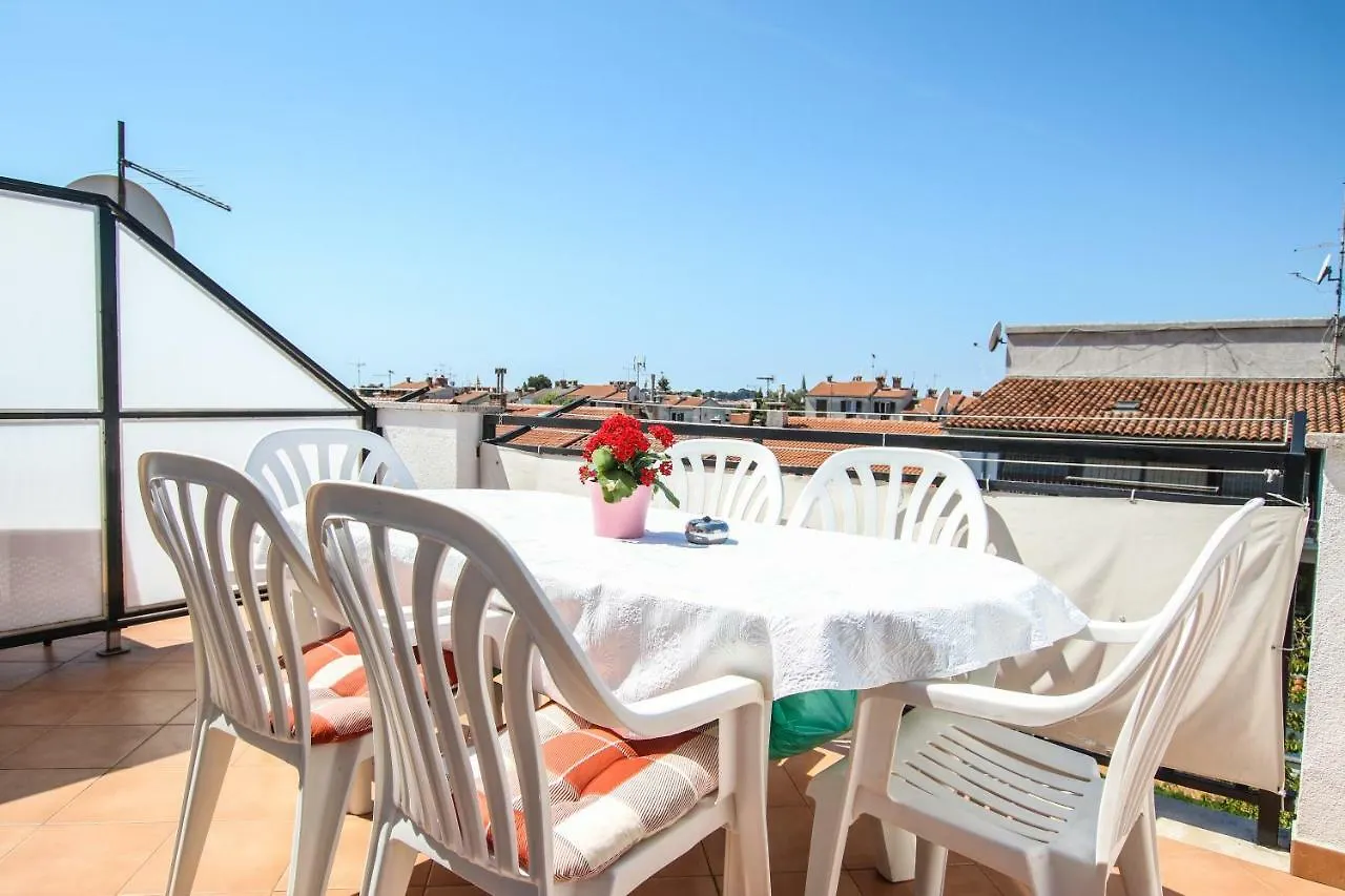 Apartmani Ljubica Porec 0*,  Croatia